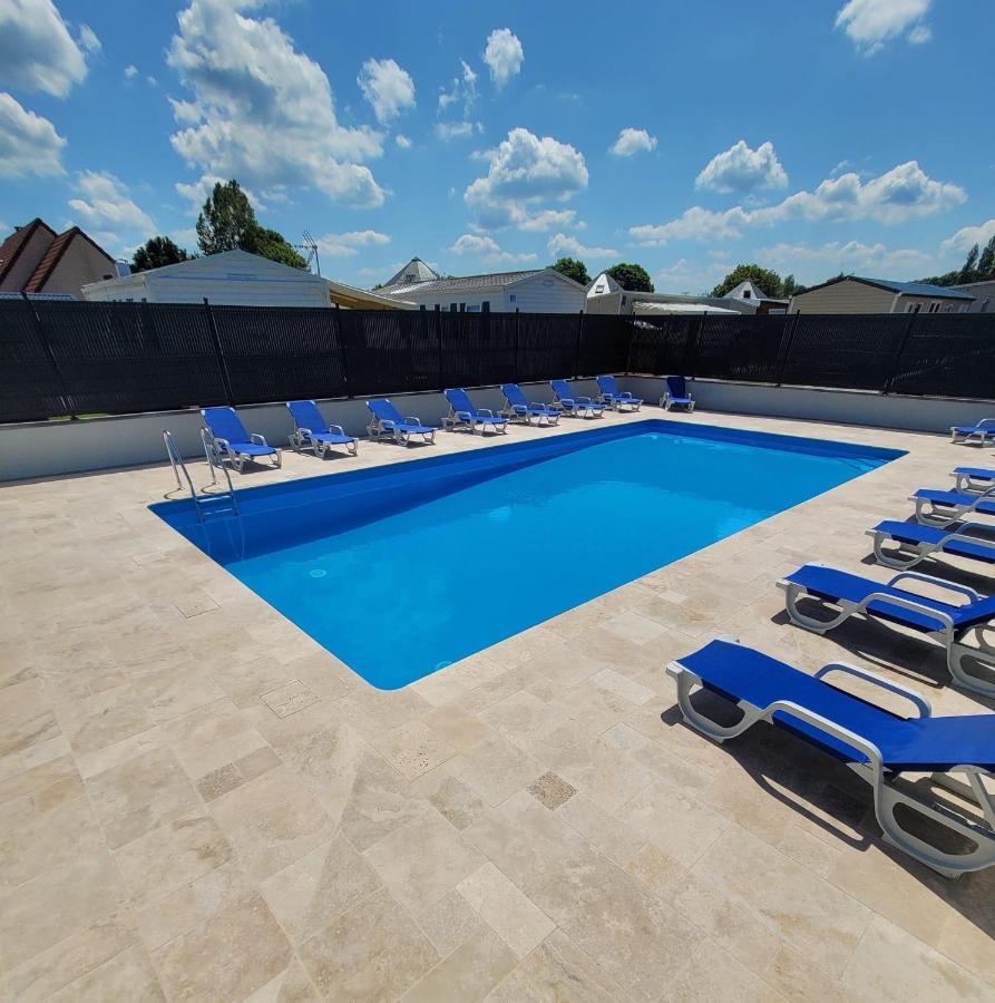 Camping Le Clos Savoye Biville-sur-Mer Luaran gambar